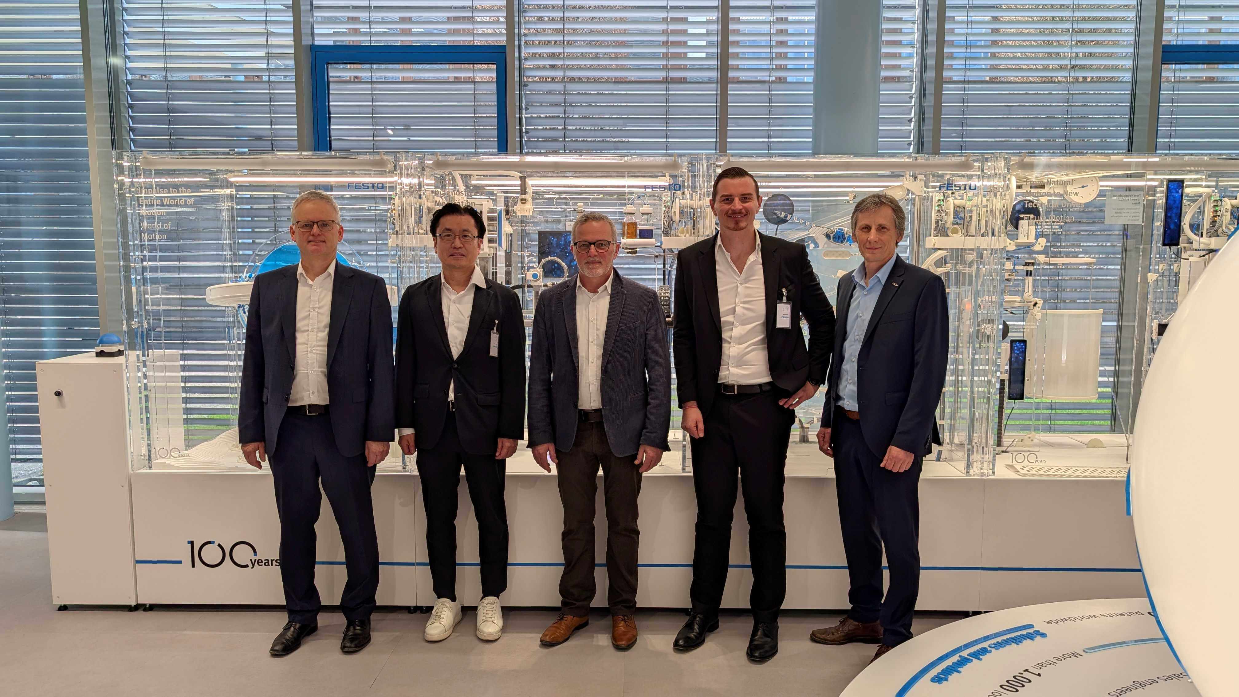 2025 12 17 Cadenas Festo 2 Klein